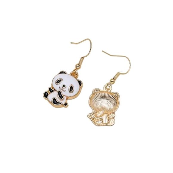 Panda 🐼 Earrings  - Picture 4 of 4